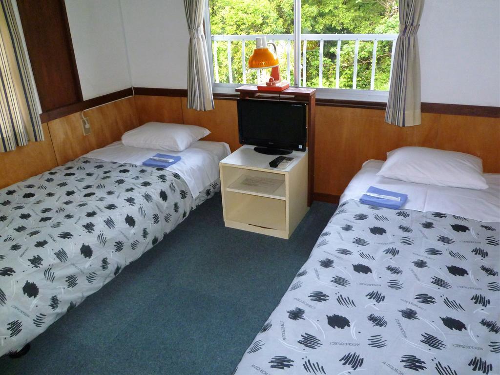 Pension Flora Tateyama  Eksteriør billede